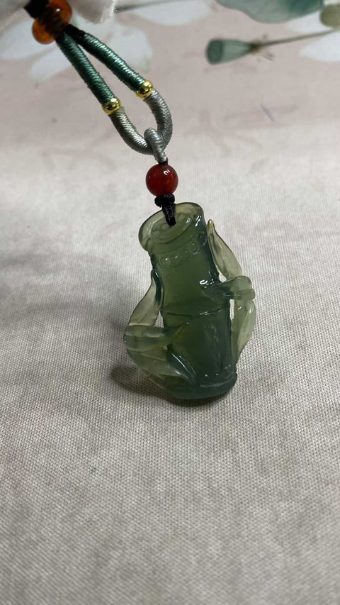 Bambu Membawa Kedamaian: Liontin Air Biru Giok Xiuyan yang Indah, Ukuran: 36 x 25mm, semua batu alam, termasuk biaya pengiriman dan pajak.