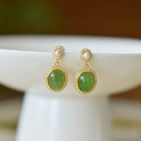 12431-2# Anting Cabochon Zirkon Hetian Jadeite Perak Sterling 925 (Emas Tebal) - Desain Unik, Tekstur Giok Hangat dan Halus. Dimensi: 8*10 cm. Biaya pengiriman dan pajak sudah termasuk.