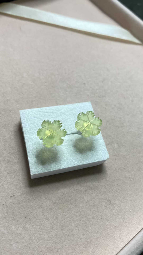 Anting-anting giok Xiuyan yang indah, bertahtakan perak sterling 925, ukuran: 12,5 mm, termasuk biaya pengiriman dan pajak.