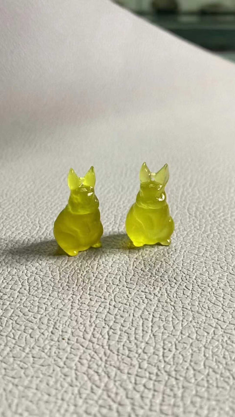 Kelinci Giok: Liontin giok Xiuyan alami yang indah, ukiran tiga dimensi, dimensi: 27,6 x 16 mm, termasuk biaya pengiriman dan pajak.