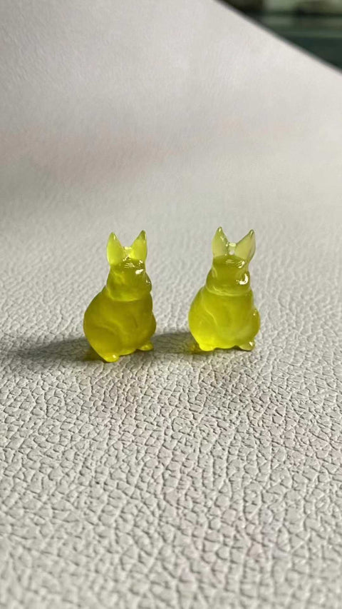 Kelinci Giok: Liontin giok Xiuyan alami yang indah, ukiran tiga dimensi, dimensi: 27,6 x 16 mm, termasuk biaya pengiriman dan pajak.