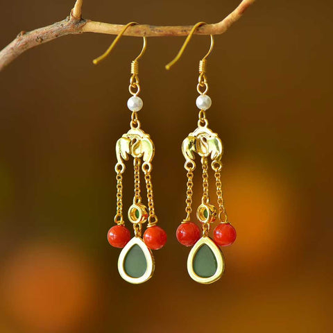 Anting Tetes Air Mata Perak Sterling 925 17109-2# bertatahkan Giok Hetian. Desain unik dan baru, kualitas giok terbaik. Ukuran sekitar 7*9 cm. Biaya kirim dan pajak sudah termasuk.