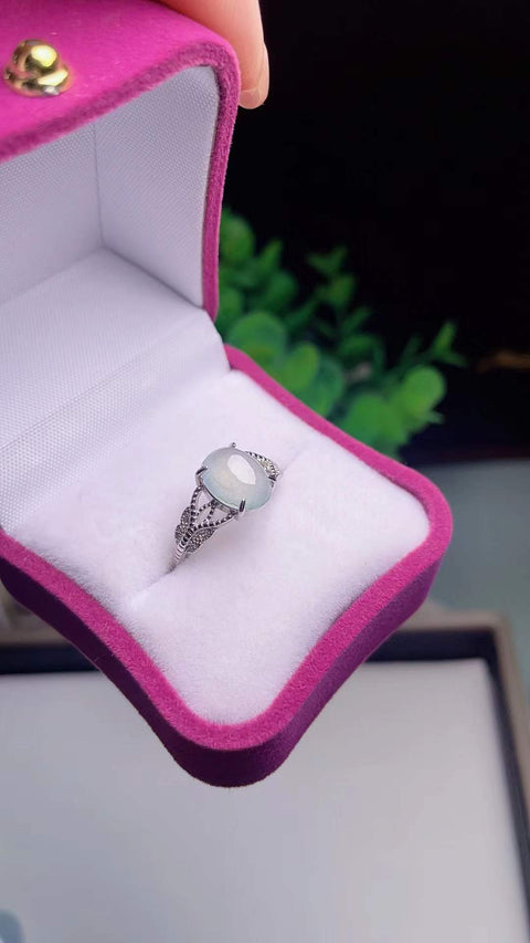 Cincin giok alami 💍 Bahan tambang lama, tekstur halus dan hangat, dingin dan tembus cahaya, bertahtakan perak 925, indah dan bergaya, 9 x 7 termasuk ongkos kirim dan pajak.