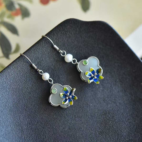 Set terbaru termasuk anting-anting teratai datar (7764#) dan liontin (0087#), termasuk biaya pengiriman dan pajak.