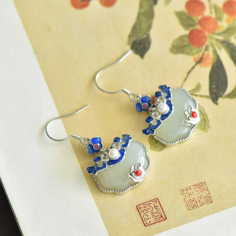 🌼🌼🌼7316#925 Anting Kunci "Benda Bertuah" Perak Sterling Bertahtakan Giok Hetian. Desain unik, elegan, dan elegan. Biaya kirim dan pajak sudah termasuk.