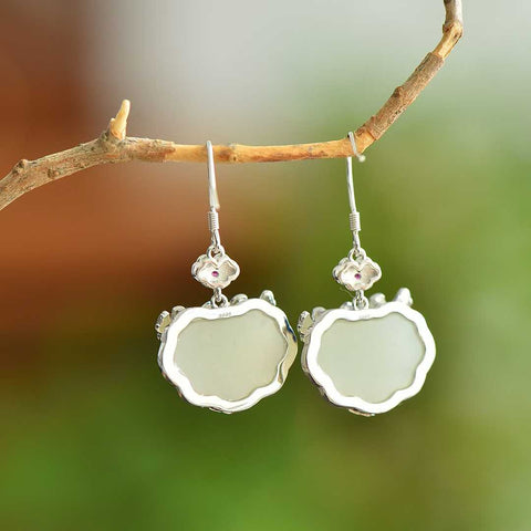 🌼🌼🌼7316#925 Anting Kunci "Benda Bertuah" Perak Sterling Bertahtakan Giok Hetian. Desain unik, elegan, dan elegan. Biaya kirim dan pajak sudah termasuk.