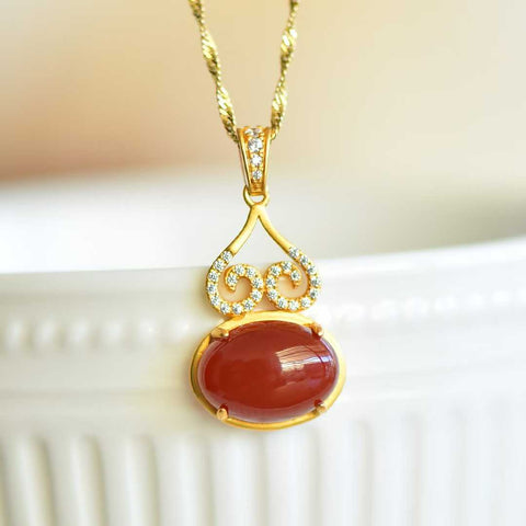 M20319-6# 925 Liontin Berkah Ganda Batu Akik Merah Bertahtakan Perak Sterling, desain sederhana dan bergaya, pengerjaan indah, kualitas giok halus, kemerahan dan tembus cahaya, termasuk biaya pengiriman dan pajak.