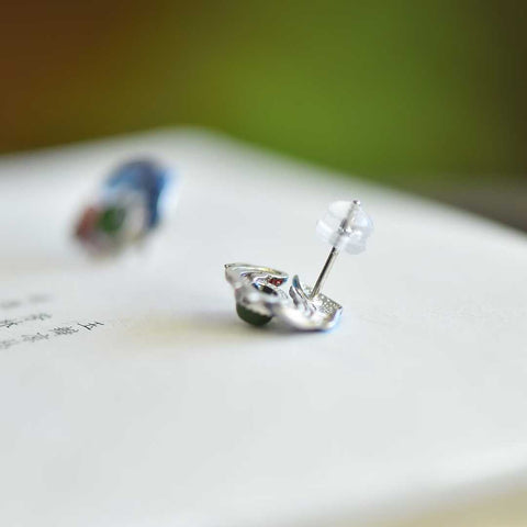 Anting Ikan Koi Giok Hetian Perak Sterling 17057#925. Kerajinan enamel, cerah dan penuh warna, tampak nyata, elegan, dan halus. Sepasang anting yang sangat indah dan elegan. Biaya pengiriman dan pajak sudah termasuk.