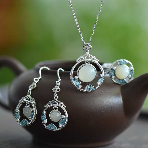 Cincin 9564, Anting 7080, Liontin 26453 - Set Terlaris Sekarang! # Set Cabochon Giok Hetian Bertahtakan Perak S925! Barang-barang individual juga tersedia, termasuk ongkos kirim dan pajak.