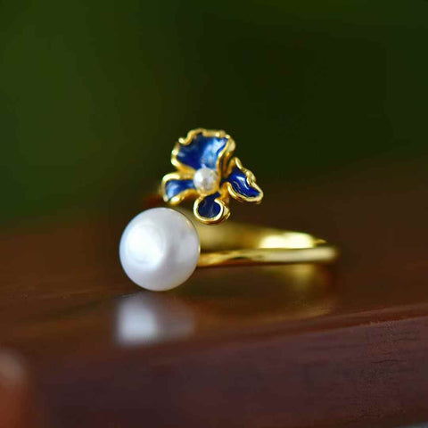 21020-2# Cincin Enamel Anggrek Mutiara Bertahtakan Perak Sterling 925. Mutiara terasa hangat dan lembut. Ukuran mutiara: (8*8). Biaya pengiriman dan pajak sudah termasuk.