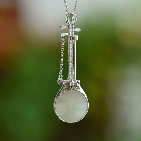 🔻8905#925 Bros Pipa Pipih Giok Hetian Bertahtakan Perak Sterling, Liontin Perak Polos👉Desain baru dan unik, kualitas giok yang hangat dan halus, menarik perhatian dan memukau saat dikenakan. Biaya pengiriman dan pajak sudah termasuk.