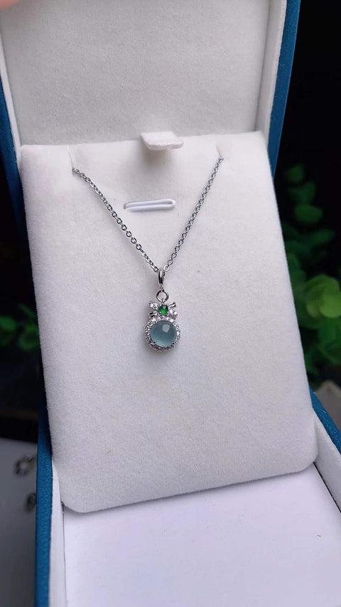 Liontin jadeit alami, bahan tambang tua, tembus cahaya sangat baik, dapat dikenakan sebagai kalung atau gelang, batu permata 6mm, termasuk biaya pengiriman dan pajak.