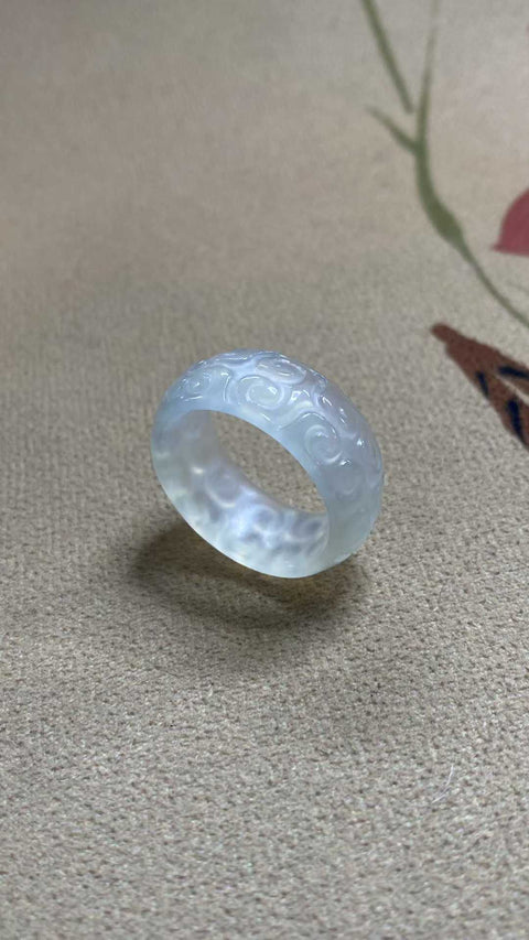 Cincin ukiran giok Xiuyan yang indah, ukiran awan berkah, melambangkan kedamaian, kemakmuran, kesempurnaan, dan mengunci kebahagiaan 😊, spesifikasi: 20,5 × 10 mm, termasuk biaya pengiriman dan pajak.