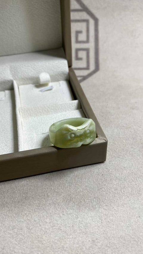 Cincin: Cincin giok Xiuyan yang indah - Kucing Keberuntungan, diameter 18mm, termasuk biaya pengiriman dan pajak.