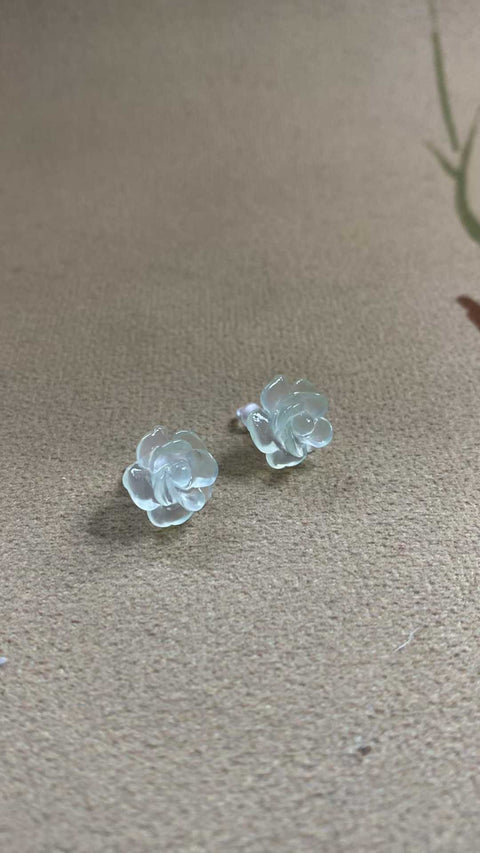 Anting: Anting berbentuk hati giok Xiuyan yang indah 💗, melambangkan cinta sejati 💕 dan keabadian, bertahtakan perak sterling 925, ukuran: 13mm, termasuk ongkos kirim dan pajak.