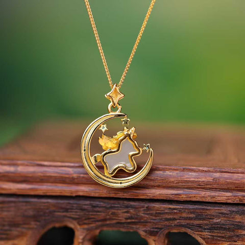 ❣️❣️❣️0377-2# Liontin Enamel Kuda Poni Perak Sterling 925 bertatahkan Giok Hetian. Desain yang unik dan baru, pengerjaan yang sangat indah, sungguh luar biasa. Dimensi giok: 8*10 cm. Biaya pengiriman dan pajak sudah termasuk.