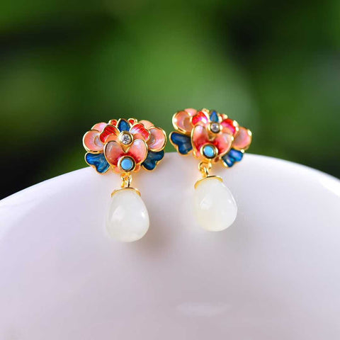 🌷🌷🌷5112-2# Anting pendek perak sterling 925 bertatahkan giok Hetian dengan liontin bunga teratai Dunhuang. Desain yang unik dan baru, pengerjaan yang sangat indah, sungguh luar biasa. Dimensi giok: 7*10 mm. Biaya pengiriman dan pajak sudah termasuk.
