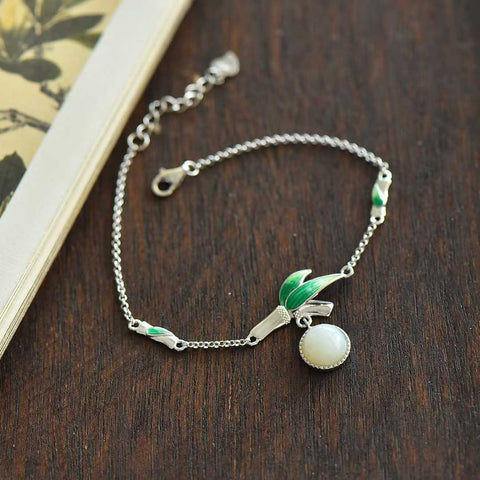 🎋🎋🎋8266#925 Gelang Pesona Bambu Giok Hetian Bertahtakan Enamel Perak - Gioknya hangat dan lembut, dengan desain yang sederhana dan elegan. Dimensi giok: 8*8 cm. Biaya pengiriman dan pajak sudah termasuk.