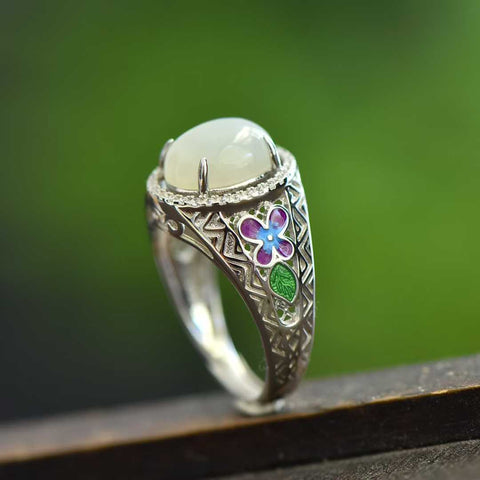 9199#925 Cincin Kupu-kupu Enamel Cabochon Giok Hetian Bertahtakan Perak 💍 Pengerjaan yang sangat indah, desain yang sederhana namun elegan. Dimensi giok: 9*11 mm. Biaya pengiriman dan pajak sudah termasuk.