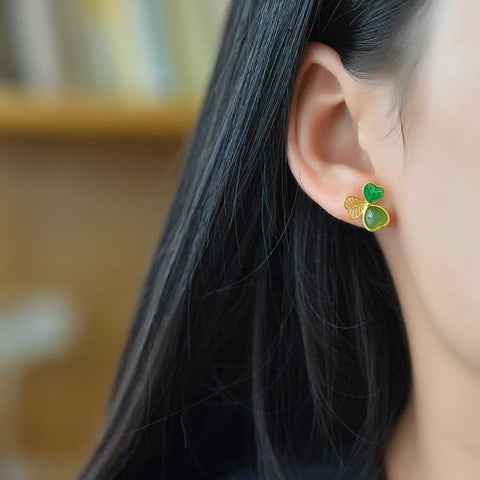 🌸🌸17027-2# Anting Perak Sterling S925 dengan Tatahan Giok Hetian - Desain yang Menggetarkan Hati 💕 Desain yang Menggetarkan Hati (Termasuk ongkos kirim dan pajak)