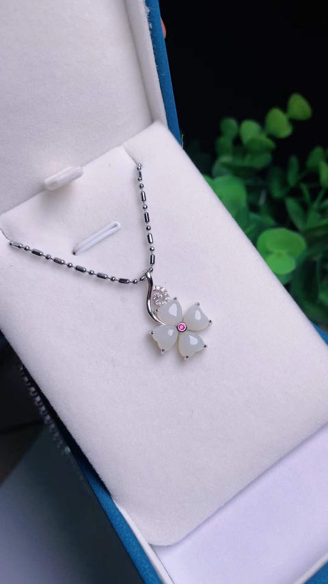 Liontin giok Hetian alami, dengan tekstur halus dan hangat, desain kecil dan indah, dipasang pada perak 925, dimensi 2,2 x 1,2 mm, termasuk ongkos kirim dan pajak.