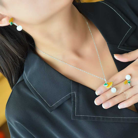 Cincin: 9553 Anting: 7708 Liontin: 6702 Set terlaris hadir di sini! # Set Aprikot Giok Hetian Bertatahkan Perak S925! Ongkos kirim dan pajak sudah termasuk.
