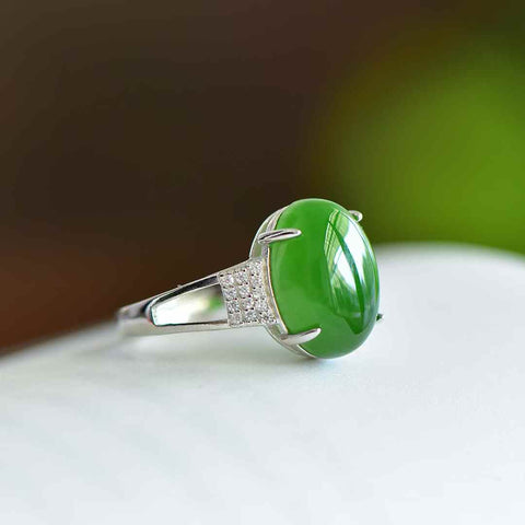 11099#925 Cincin Perak Sterling dengan Batu Giok Hetian Cabochon Desain Bambu 💍 Gioknya lembut dan hangat saat disentuh. Desainnya baru, unik, segar, dan elegan, enak dipandang. Ongkos kirim dan pajak sudah termasuk.