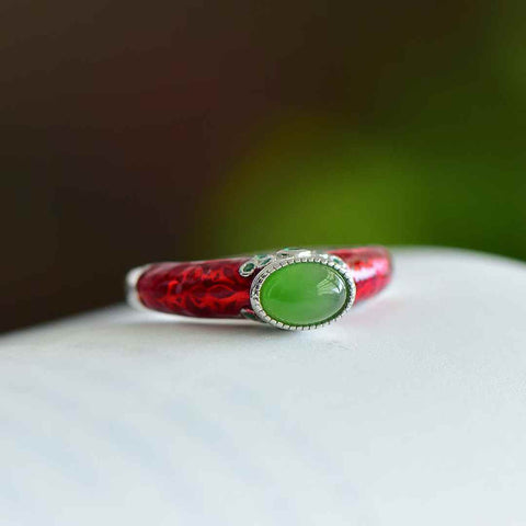11507#925 Cincin Enamel Cabochon Giok Hetian Bertatahkan Perak💍 (Gioknya halus dan hangat saat disentuh; desainnya baru dan unik, segar dan elegan, enak dipandang. Ongkos kirim dan pajak sudah termasuk.)
