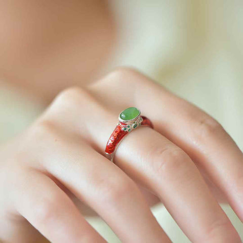 11507#925 Cincin Enamel Cabochon Giok Hetian Bertatahkan Perak💍 (Gioknya halus dan hangat saat disentuh; desainnya baru dan unik, segar dan elegan, enak dipandang. Ongkos kirim dan pajak sudah termasuk.)