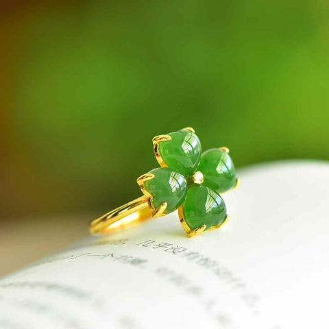 11435#925 Cincin Perak Sterling dengan Desain Daun Semanggi Empat Kelopak Berbentuk Hati dari Giok Hetian 💍, termasuk ongkos kirim dan pajak.