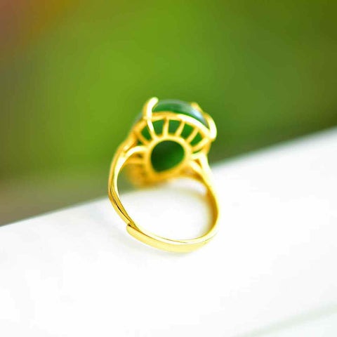 11535-2# Cincin Perak Sterling 925 dengan Wajah Oval Giok Hetian dan Enamel Merak 💍. Gioknya halus dan hangat saat disentuh. Desainnya baru, unik, segar, dan elegan, enak dipandang. Pengiriman dan pajak sudah termasuk.