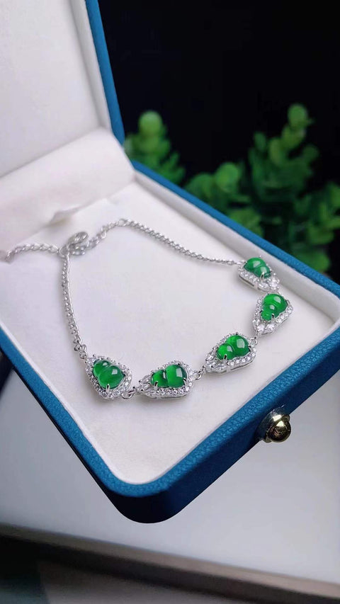 Gelang giok alami, material tambang lama, warna hijau zamrud, dipasang pada perak 925, batu permata berukuran 6 x 8 mm, termasuk ongkos kirim dan pajak.