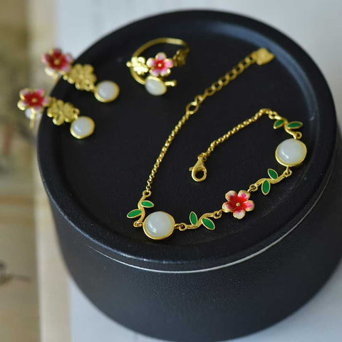 Anting: 7750-2; Cincin: 9397-2; Gelang: 8274-2. Set terlaris tersedia! # Set perak S925 dengan desain bunga persik giok Hetian, sederhana dan elegan! Ongkos kirim dan pajak sudah termasuk.