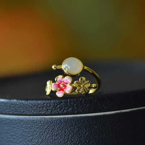 Anting: 7750-2; Cincin: 9397-2; Gelang: 8274-2. Set terlaris tersedia! # Set perak S925 dengan desain bunga persik giok Hetian, sederhana dan elegan! Ongkos kirim dan pajak sudah termasuk.