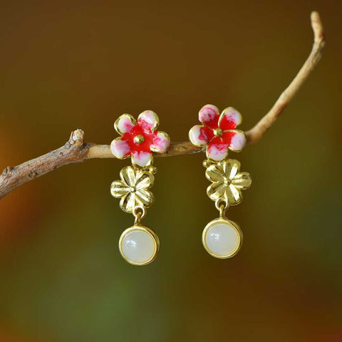 Anting: 7750-2; Cincin: 9397-2; Gelang: 8274-2. Set terlaris tersedia! # Set perak S925 dengan desain bunga persik giok Hetian, sederhana dan elegan! Ongkos kirim dan pajak sudah termasuk.