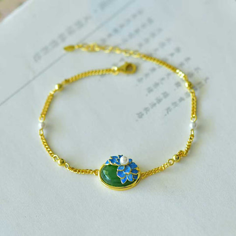 18101-2# Gelang bunga peony bertatahkan giok Hetian dari perak sterling 925. Desain baru dan unik, pengerjaan yang indah, menonjol di antara yang lain. Dimensi giok: 10*14 cm. Termasuk ongkos kirim dan pajak.