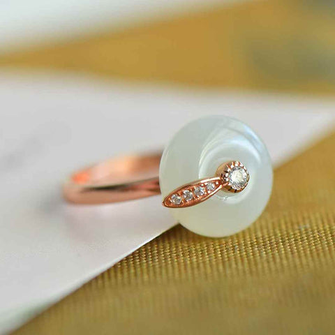 1284-1# Cincin perak sterling 925 bertatahkan gesper pengaman giok Hetian, dimensi batu permata: 12*12 mm (termasuk ongkos kirim dan pajak).