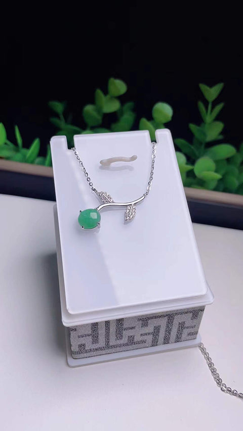 Kalung tulang selangka giok alami, dipasang pada perak sterling 925, material tambang lama, tekstur halus dan hangat, ukuran batu permata 7x8, termasuk ongkos kirim dan pajak.
