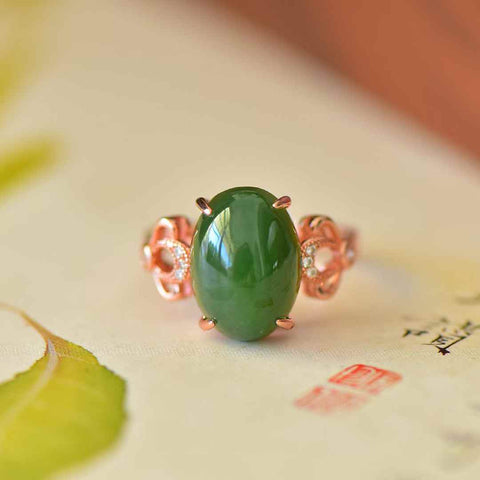11100-1# Cincin Perak Sterling 925 dengan Giok Hetian (10*14) Gaya Cabochon 💍, (Emas Mawar) Gioknya halus dan hangat saat disentuh. Desainnya baru, unik, segar, dan elegan, enak dipandang. Pengiriman dan pajak sudah termasuk.