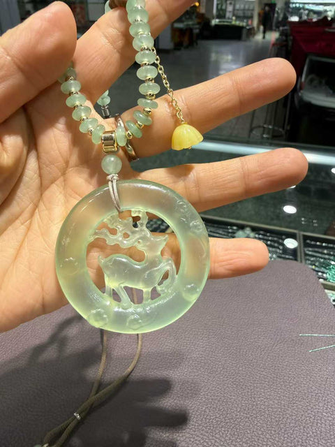 Kalung rantai rusa giok Xiuyan! Dibuat dengan sangat indah dan berkualitas tinggi, termasuk ongkos kirim dan pajak.