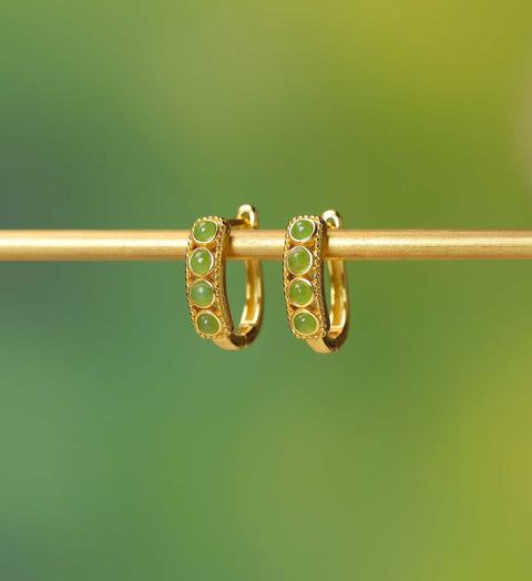 17191-2# Anting-anting lingkaran polos perak sterling 925 bertatahkan giok Hetian. Desain baru dan unik, penuh keberuntungan, kualitas giok yang bagus, ukuran giok: 2*2. Termasuk ongkos kirim dan pajak.