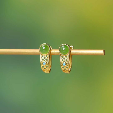 17192-2# Anting-anting filigran berbentuk drum bulat bertatahkan giok Hetian dari perak sterling 925. Desain baru dan unik, penuh keberuntungan, kualitas giok yang bagus, ukuran giok: 5*5 cm. Termasuk ongkos kirim dan pajak.