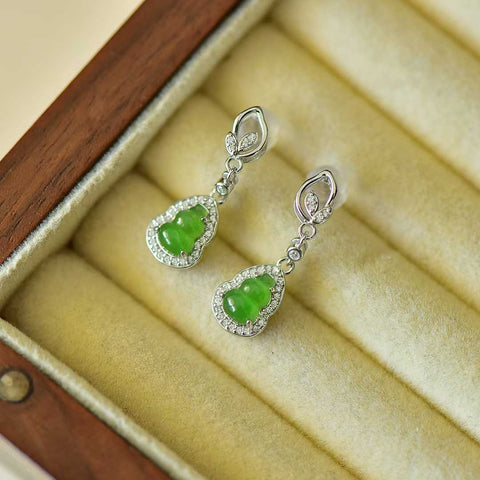 12464 Set Anting Perak S925 dengan Labu Giok Hetian dan Zirkon. Batu lepas: 5*7 cm. Termasuk ongkos kirim dan pajak.