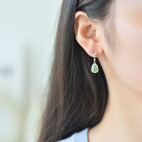 12464 Set Anting Perak S925 dengan Labu Giok Hetian dan Zirkon. Batu lepas: 5*7 cm. Termasuk ongkos kirim dan pajak.
