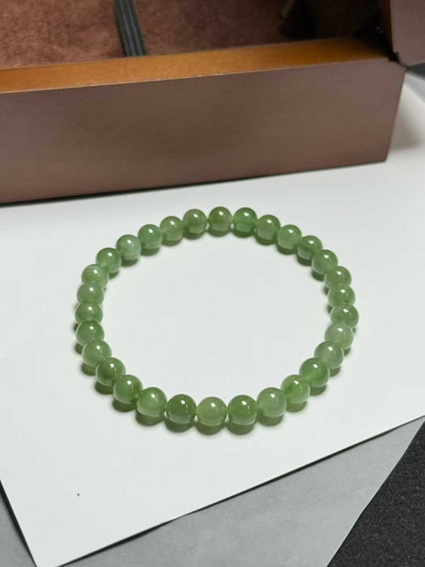 Gelang giok nefrit Hetian, dengan tekstur hangat dan lembut, desain sederhana dan elegan. Untaian berlapis menambah keindahan. Ukuran perkiraan: 6mm. Termasuk ongkos kirim dan pajak.