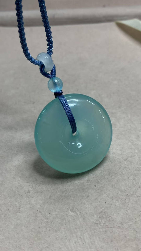 Gesper Pengaman: Giok Xiuyan yang Indah - Liontin Giok Beku Biru Langit, Ukuran: 35 x 11,6 mm, termasuk ongkos kirim dan pajak.