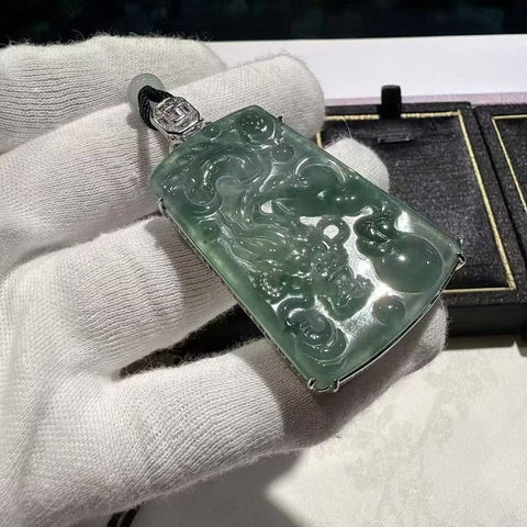 Giok kelas A! Liontin indah—desain naga bertatahkan perak sterling 925, dijual dengan harga perak, penawaran super! Ukuran: 60 x 29 mm, termasuk ongkos kirim dan pajak.