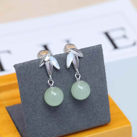 8150Q#s925 Anting Manik Giok Hetian 8mm dengan Hiasan Perak (Batu Lepas): 8*8mm, termasuk ongkos kirim dan pajak.