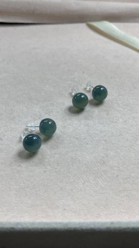 Anting-anting: Anting-anting air biru giok Xiuyan yang indah, terbuat dari perak 925, ukuran: 9,5 mm, termasuk ongkos kirim dan pajak.