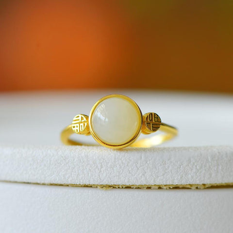 🌷🌷🌷9378-2#S925 perak bertatahkan giok Hetian, cincin yang melambangkan keberuntungan yang berkelanjutan. Desain unik, pengerjaan yang indah, dan makna yang membawa keberuntungan. Ukuran sekitar 8*8 cm. Termasuk ongkos kirim dan pajak.